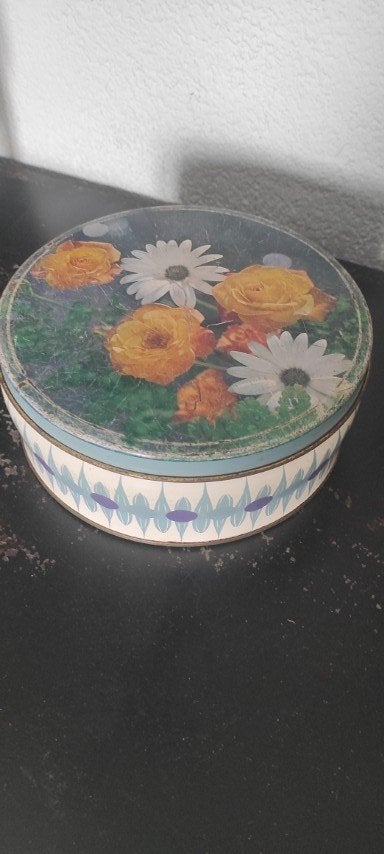 Vintage blik blauw bloemen, Ophalen of Verzenden, Gebruikt, Koek(jes), Overige merken