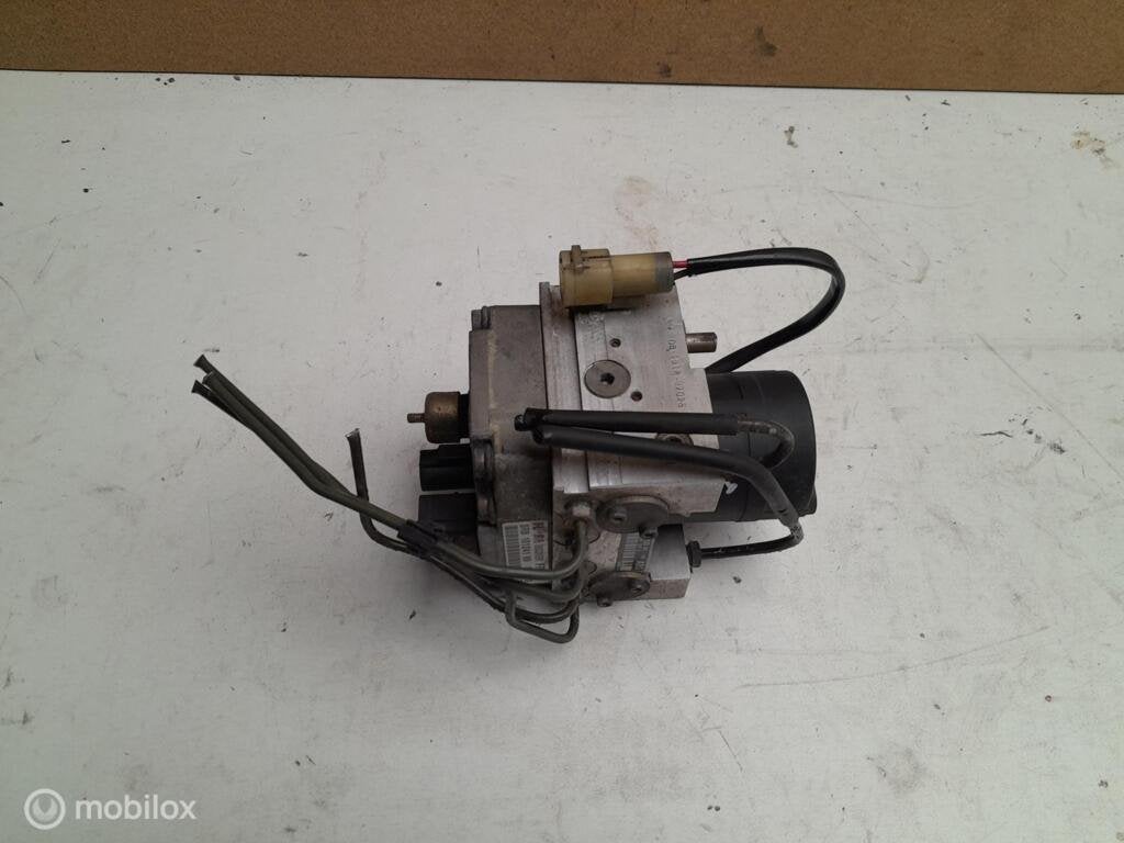 ABS rem pomp Land Rover Discovery II 2 SRB101241 Rempomp, Land Rover, Ophalen of Verzenden, Gebruikt, Land Rover