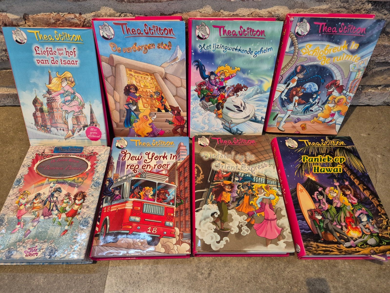 Reeks Thea Stilton boeken, Boeken, Ophalen of Verzenden, Zo goed als nieuw, Fictie algemeen