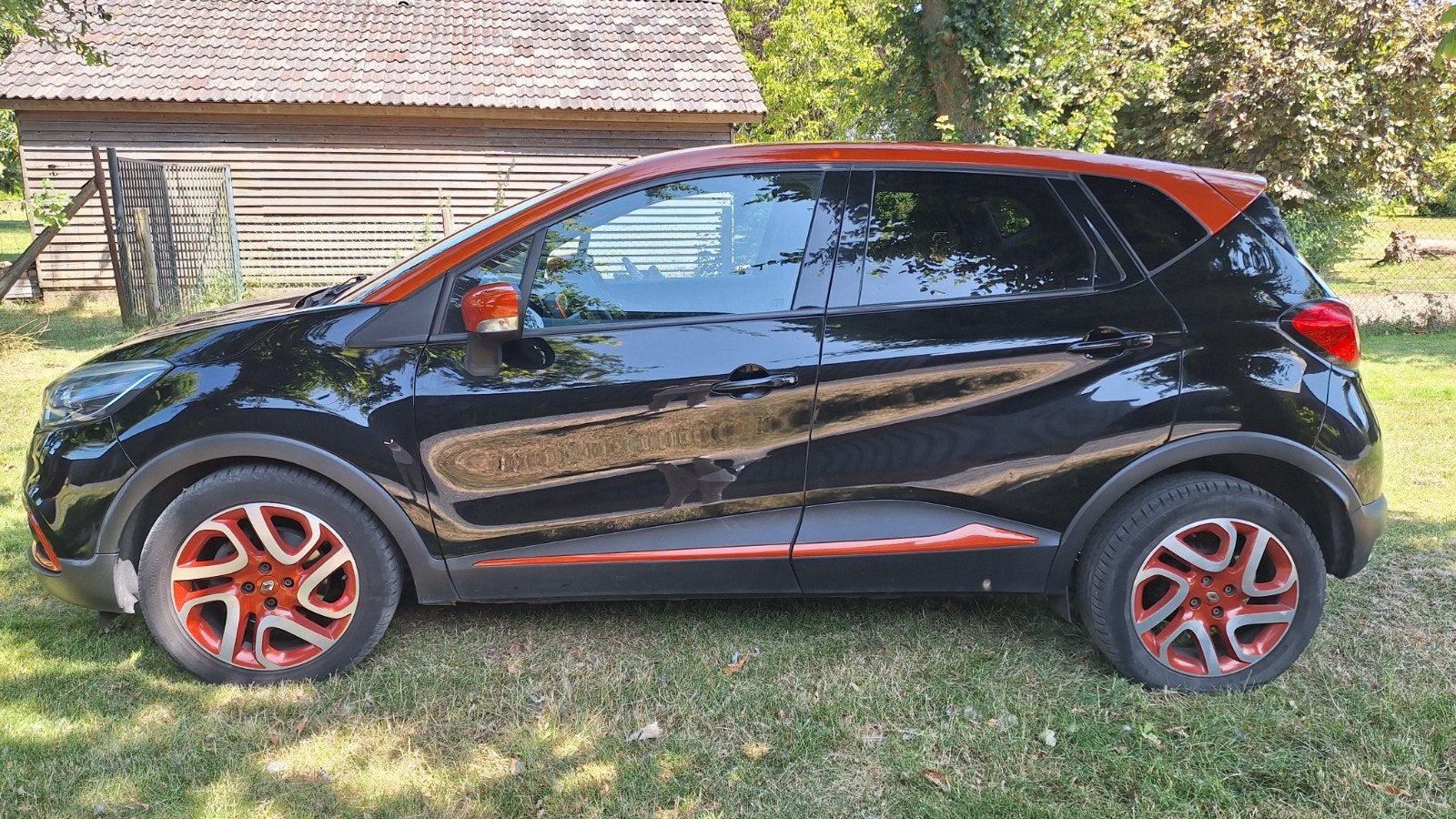 Renault Captur 1.2 TCE 120 EDC 2014 Zwart, Auto's, Stof, 625 kg, 4 cilinders, Zwart