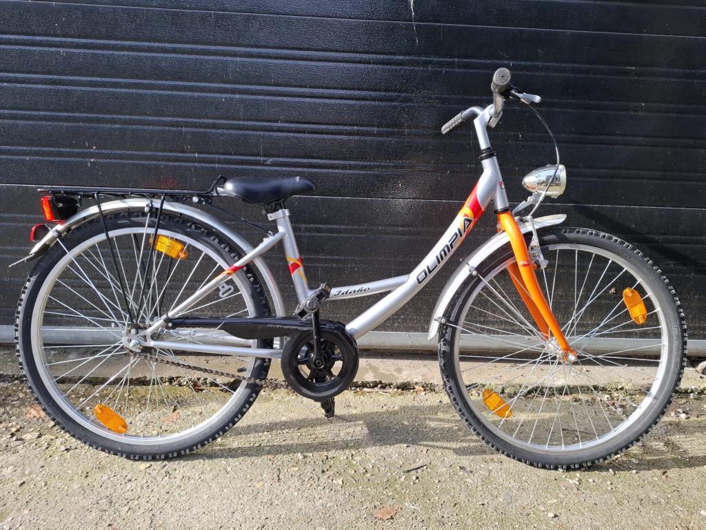 24 inch olimpia meisjesfiets zo goed als nieuwe, 24 inch, Niet ingevuld, Zo goed als nieuw, Niet ingevuld