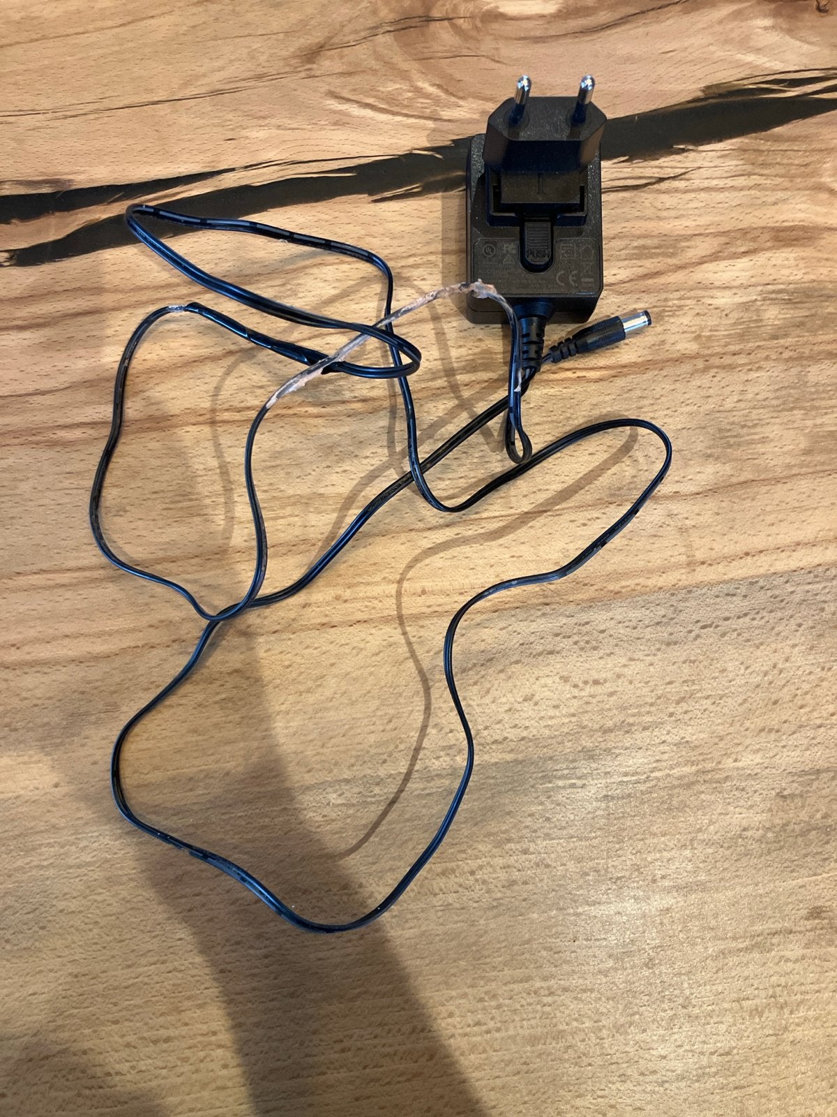Adapter 12V 1A voor camera's, Ophalen of Verzenden, Gebruikt