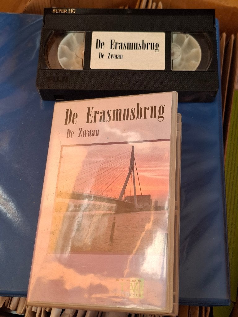 Videoband over De Erasmusbrug, Cd's en Dvd's, VHS | Film, Gebruikt, Documentaire, Alle leeftijden, VHS