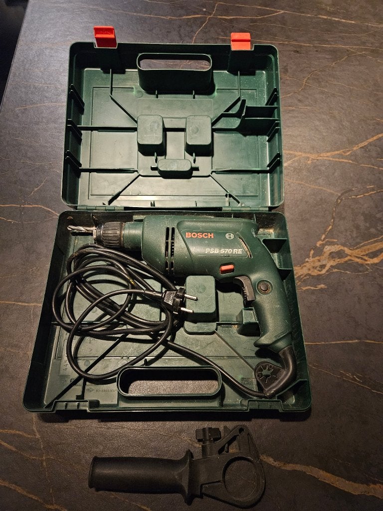 Bosch PSB 570 RE Boormachine - 570 Watt - Met koffer, Boormachine, Gebruikt, Ophalen of Verzenden, Variabele snelheid