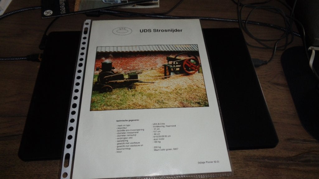 Folder USD STROSNIJDER, Verzenden, Nieuw, Overige merken