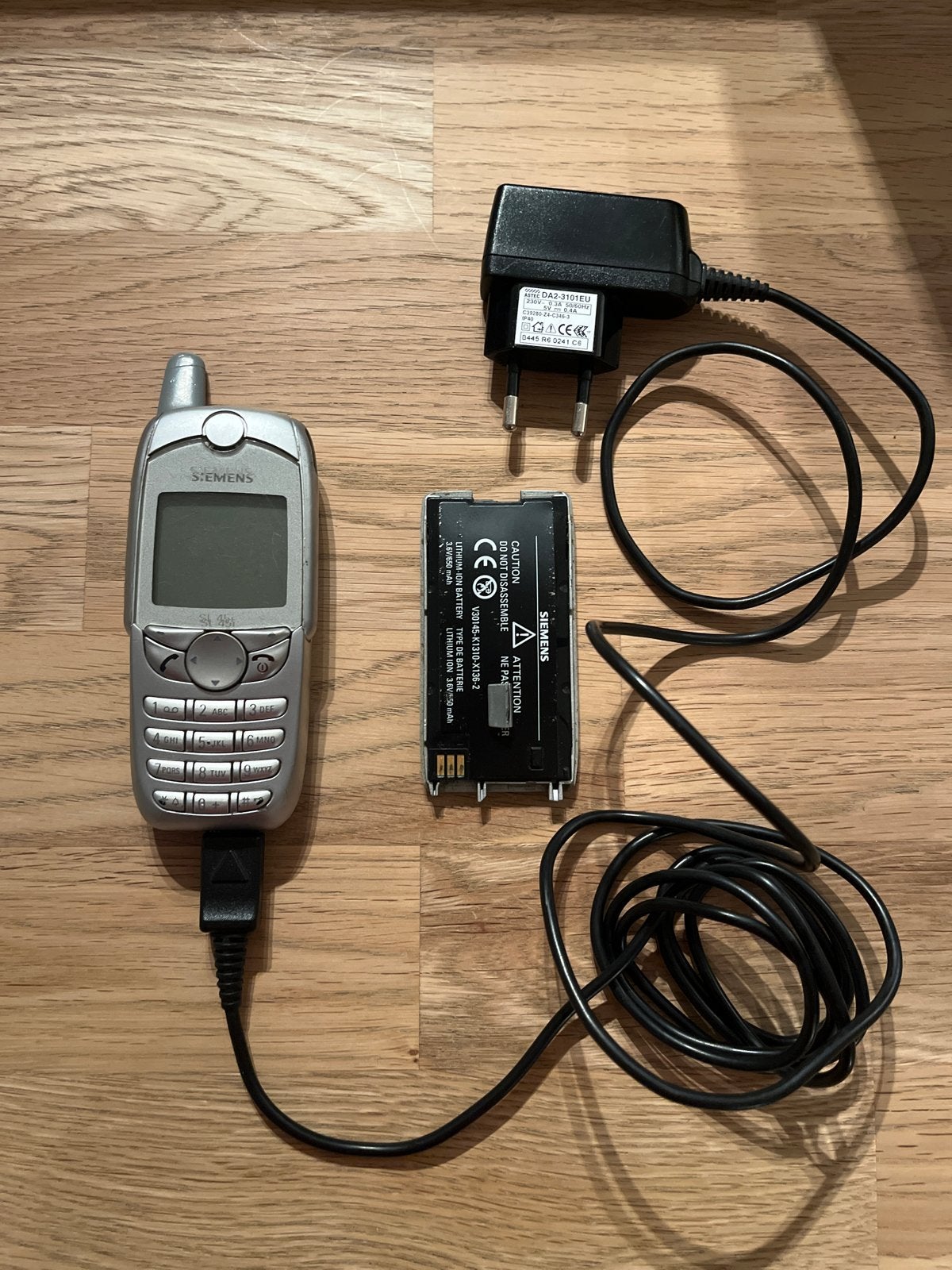 Siemens SL45i Klassieke Mobiele Telefoon met Accessoires, Telecommunicatie, Gebruikt, Geen camera, Ophalen of Verzenden, Klassiek of Candybar