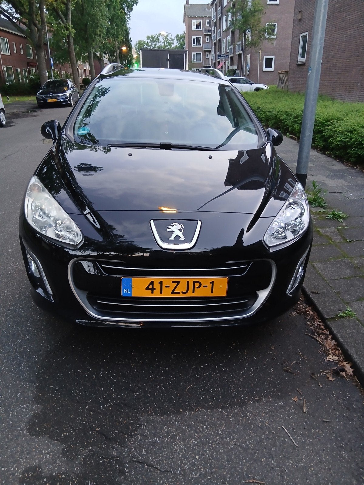 peugeot 308/ 1.6 motor 7 personen/zwart uit 2012, Starter