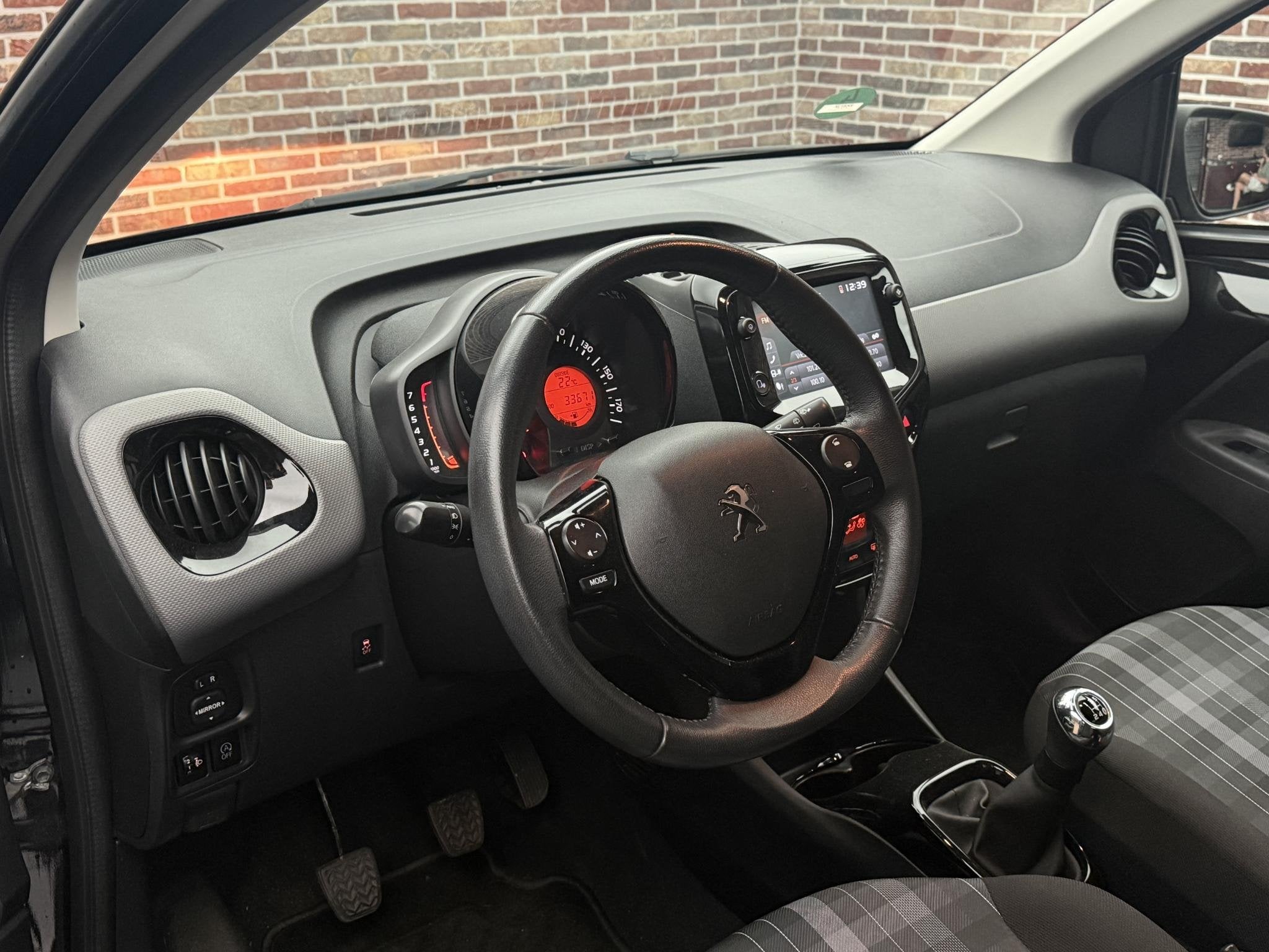 Peugeot 108 1.0 e-VTi Allure Camera Dealer Onderhouden Airco, Voorwielaandrijving, Stof, Gebruikt, 4 stoelen