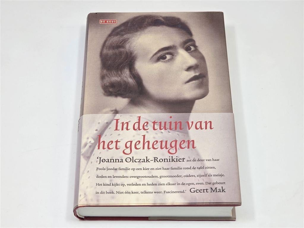 In de Tuin van het Geheugen — Olczak-Ronikier 384p, Ophalen of Verzenden, Zo goed als nieuw, Europa