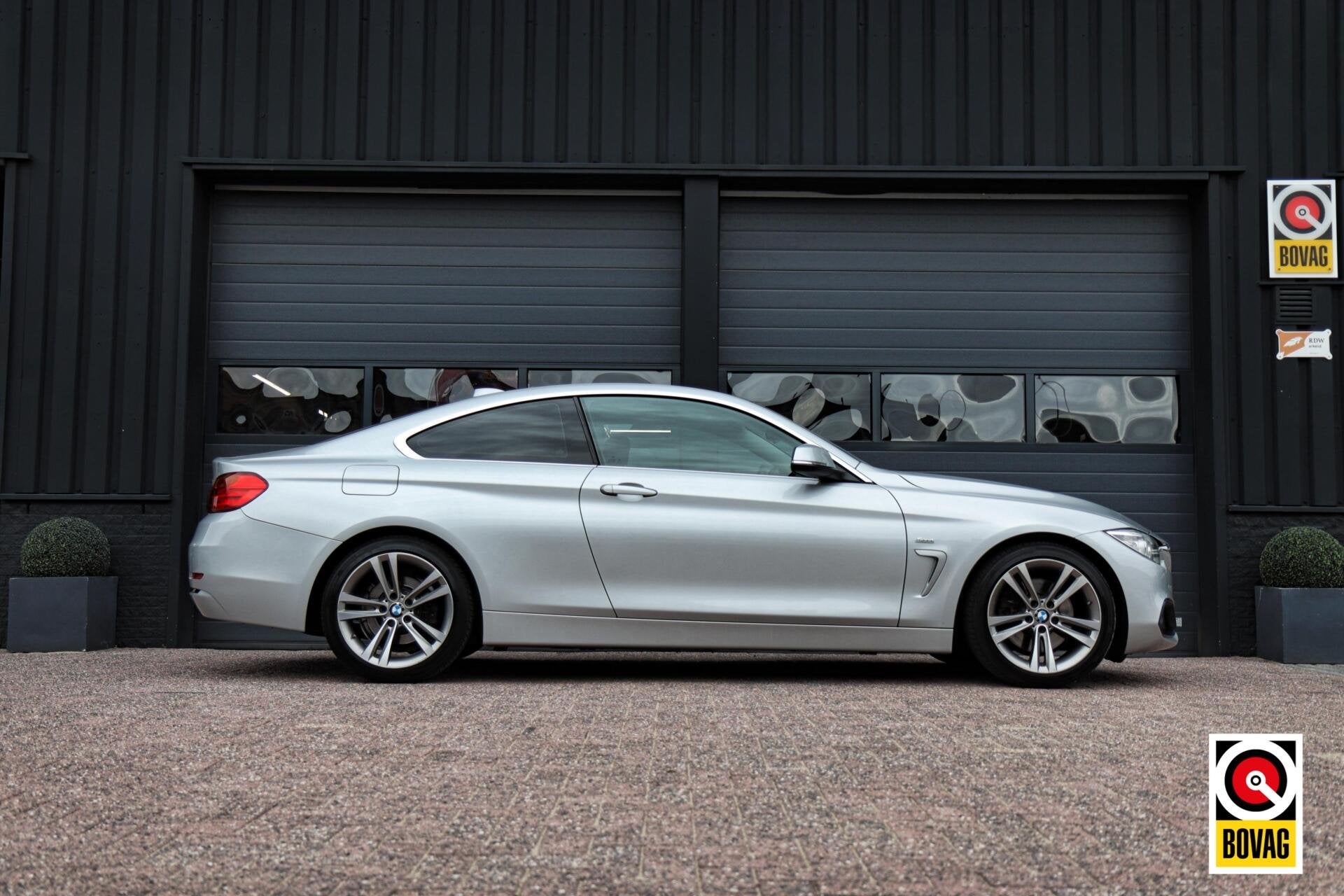 BMW 4-serie Coupé 428i Sportline |LED|CARPLAY|ZEER NETJES|L, Automaat, 745 kg, Achterwielaandrijving, Gebruikt