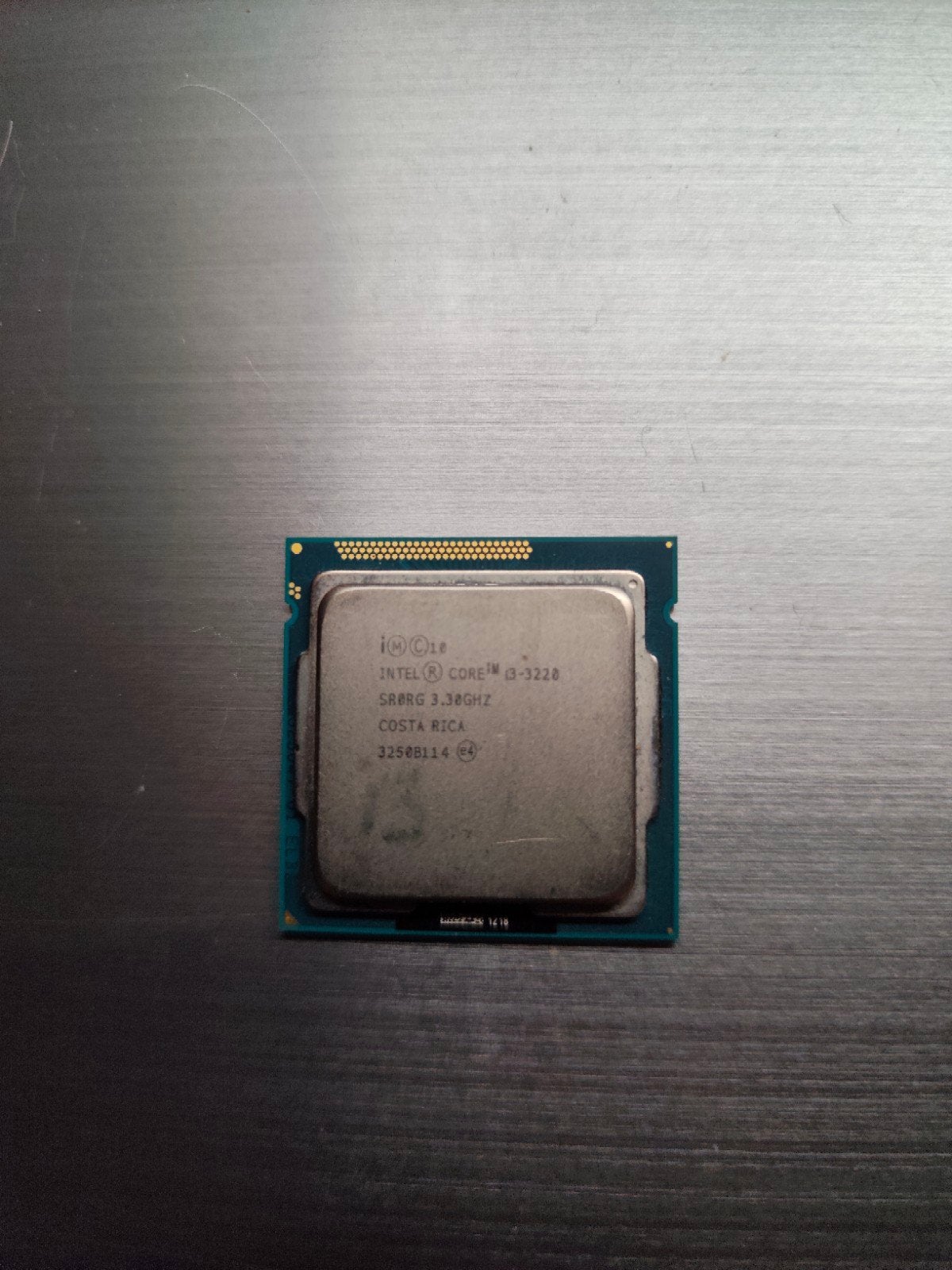 Intel Core i3-3220 Processor 3.30GHz SR0BRG, Computers en Software, Intel Core i3-3220, Gebruikt, Ophalen of Verzenden, 2-core
