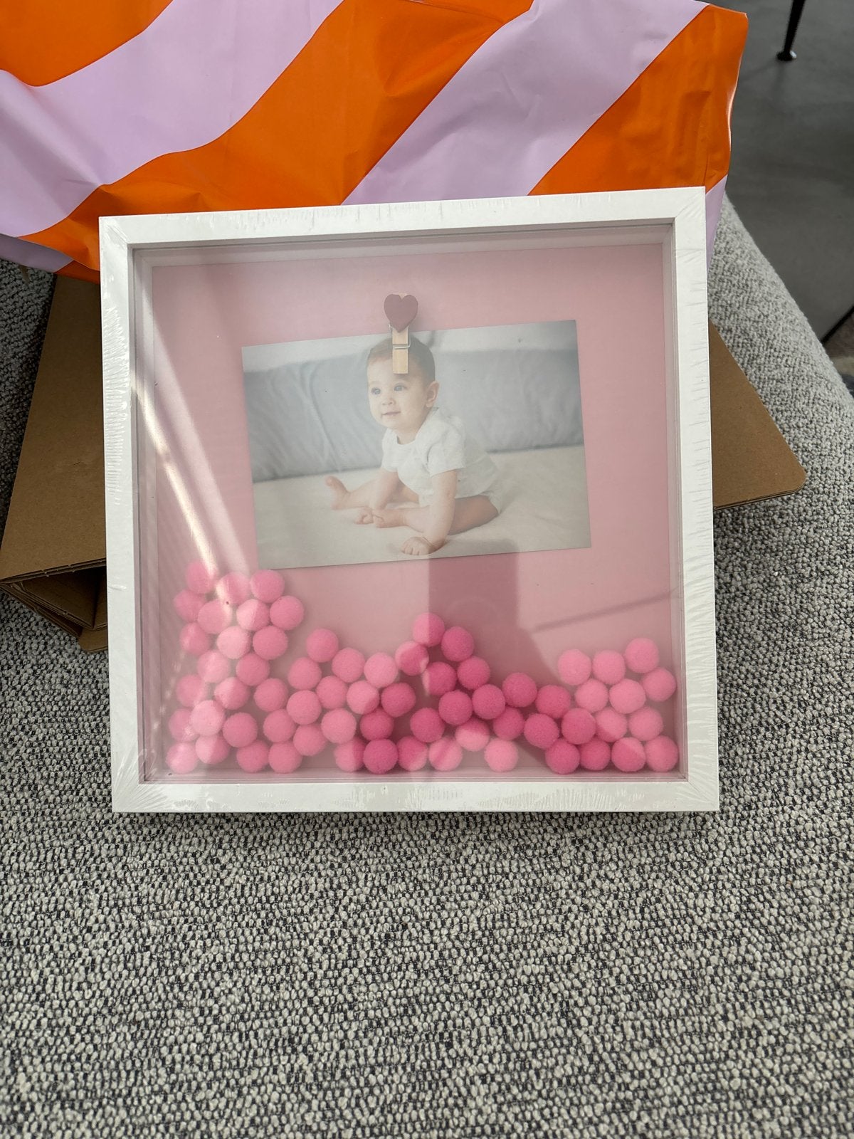 Fotolijst 10x15cm met roze pompons - Nieuw, Ophalen, Nieuw