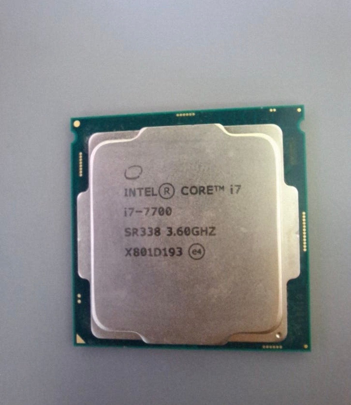 Intel Core i7-7700 Processor - 3.60GHz Quad-Core, Computers en Software, Processors, Ophalen, Zo goed als nieuw, 4-core, 3 tot 4 Ghz