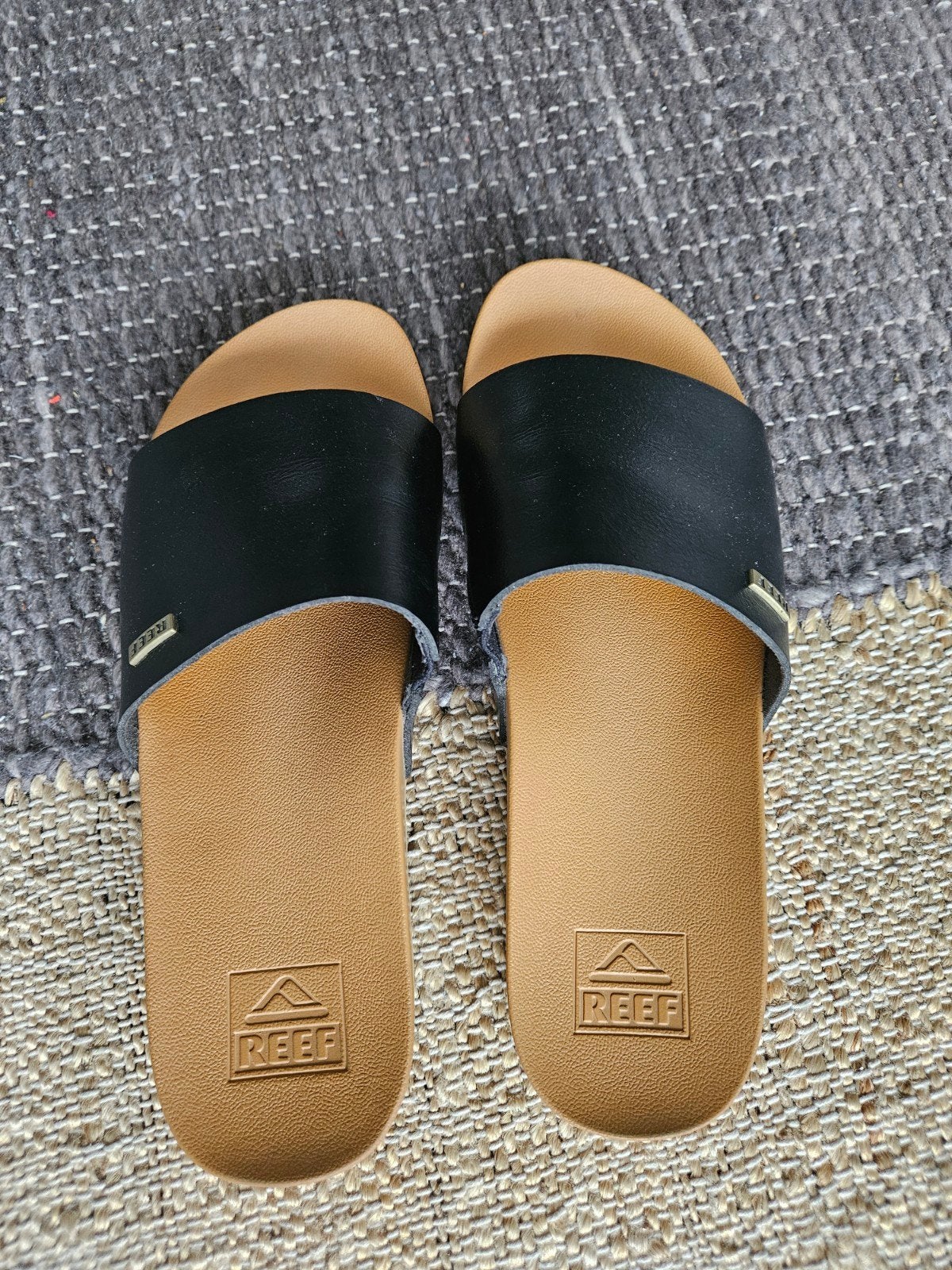 Reef slippers, Kleding | Dames, Schoenen, Slippers, Zwart, Ophalen of Verzenden, Zo goed als nieuw