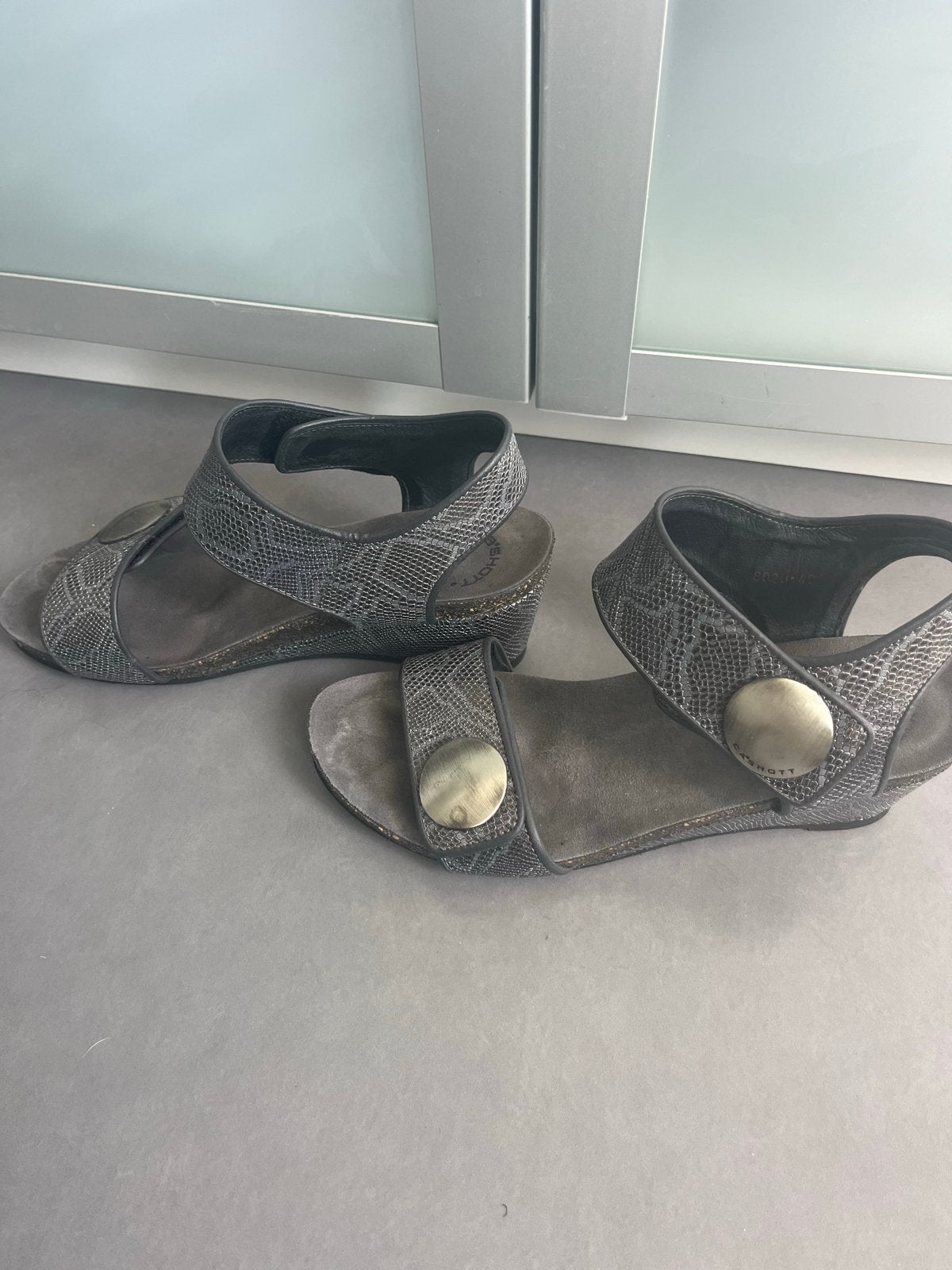 Grijsblauwe Copenhagen sandalen maat 40 in perfecte staat., Kleding | Dames, Schoenen, Grijs, Gedragen, Sandalen of Muiltjes, Ophalen of Verzenden