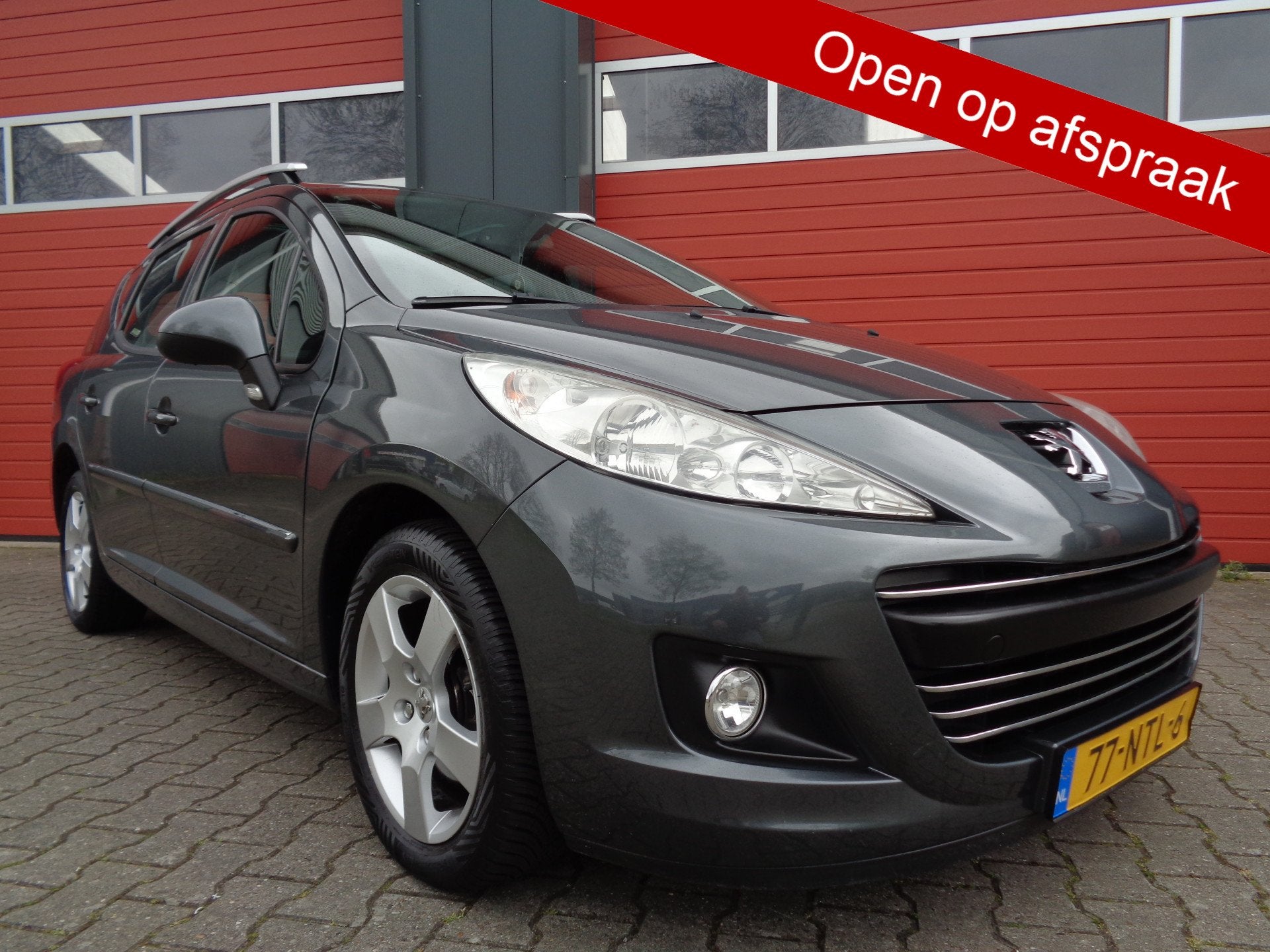 Peugeot 207 1.6 VTi XS 120PK Automaat Clima Cruise LMV Pano-, Auto's, Euro 5, 15 km/l, Gebruikt, Origineel Nederlands