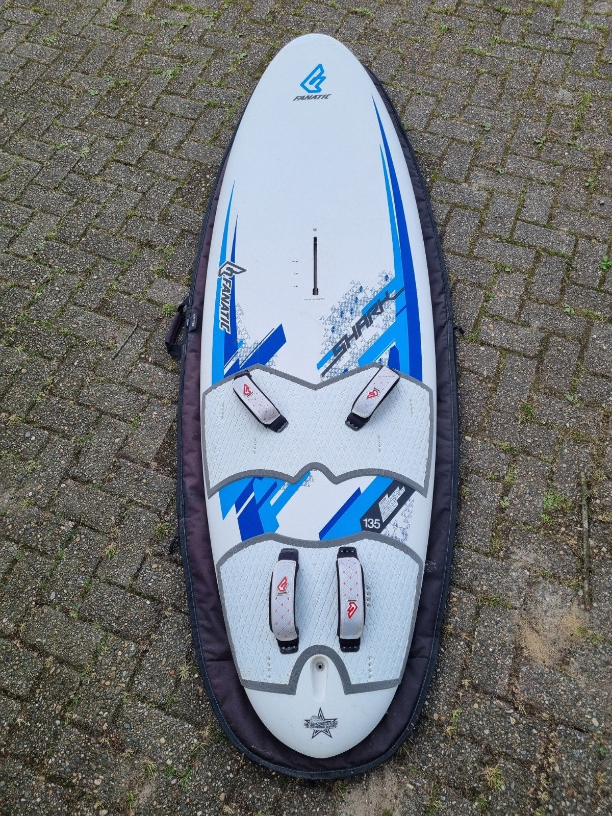 Fanatic Shark 135 Windsurfboard met hoes en vin, Ophalen, Plank