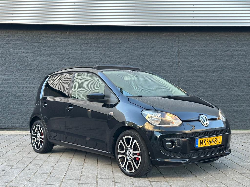 Volkswagen Up! 1.0 cheer up! Panorama Automaat Leer Stoelver, Auto's, Volkswagen, Euro 5, Gebruikt, Up!, Navigatiesysteem