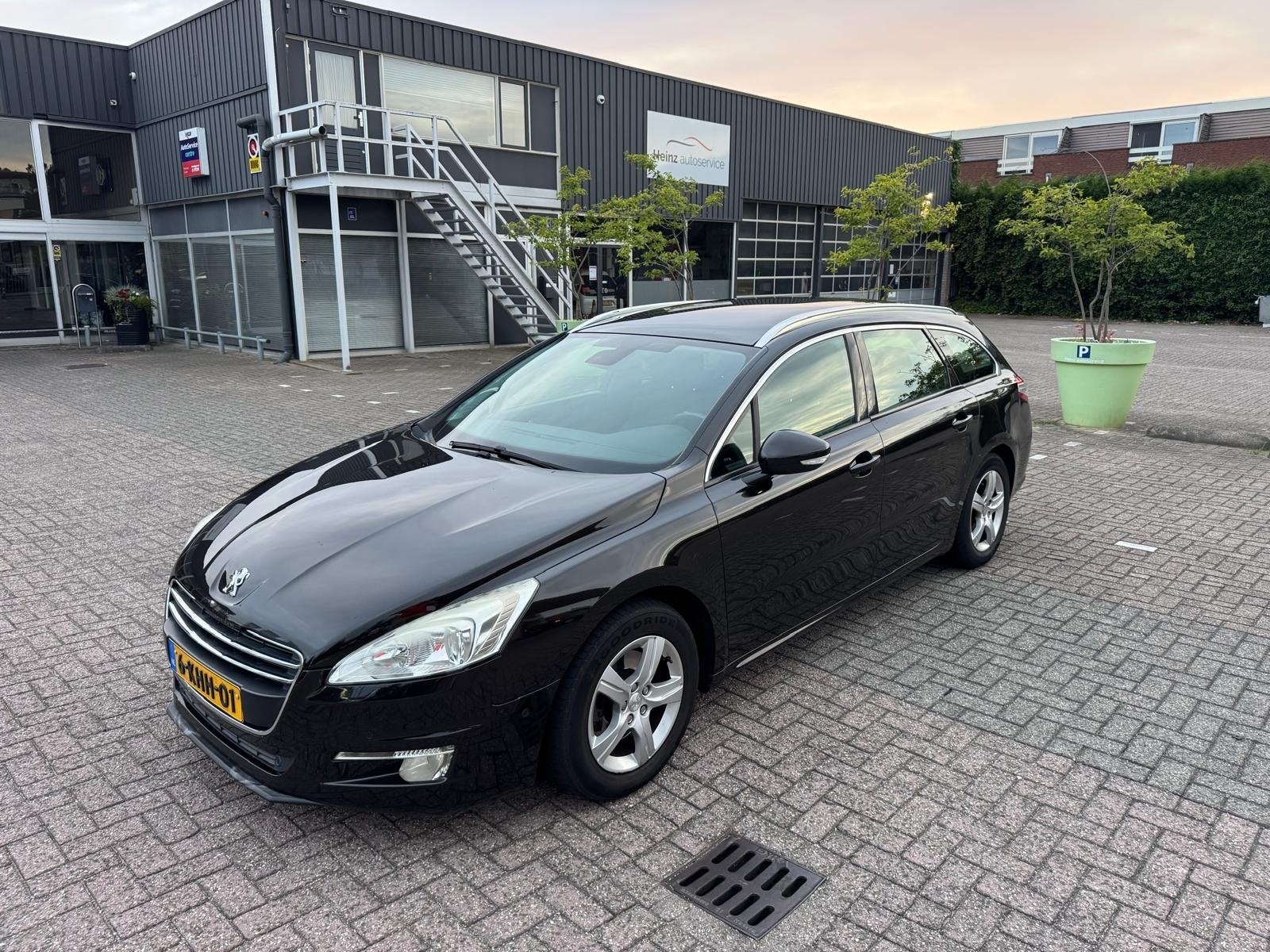 Peugeot 508 1.6 THP 155pk Aut. 2013 Bruin, Auto's, Peugeot, Stof, Zwart, Bruin, Particulier