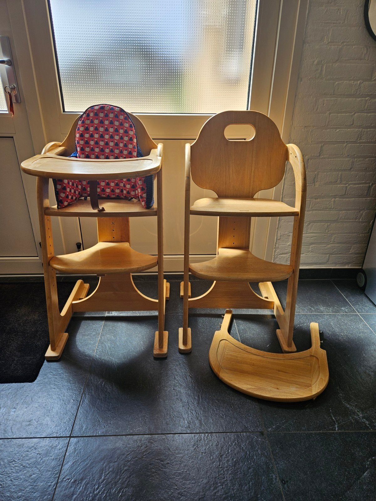 2x Tiamo Meegroei - eetstoel - Per stuk €15, samen €25, Kinderen en Baby's, Kinderstoelen, Ophalen, Gebruikt, Meegroeistoel