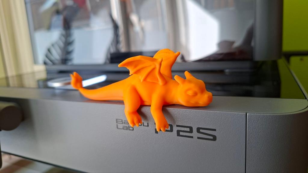 3D Geprinte Draak (pokemon)- Oranje Decoratieve Figuur, Ophalen of Verzenden, Zo goed als nieuw