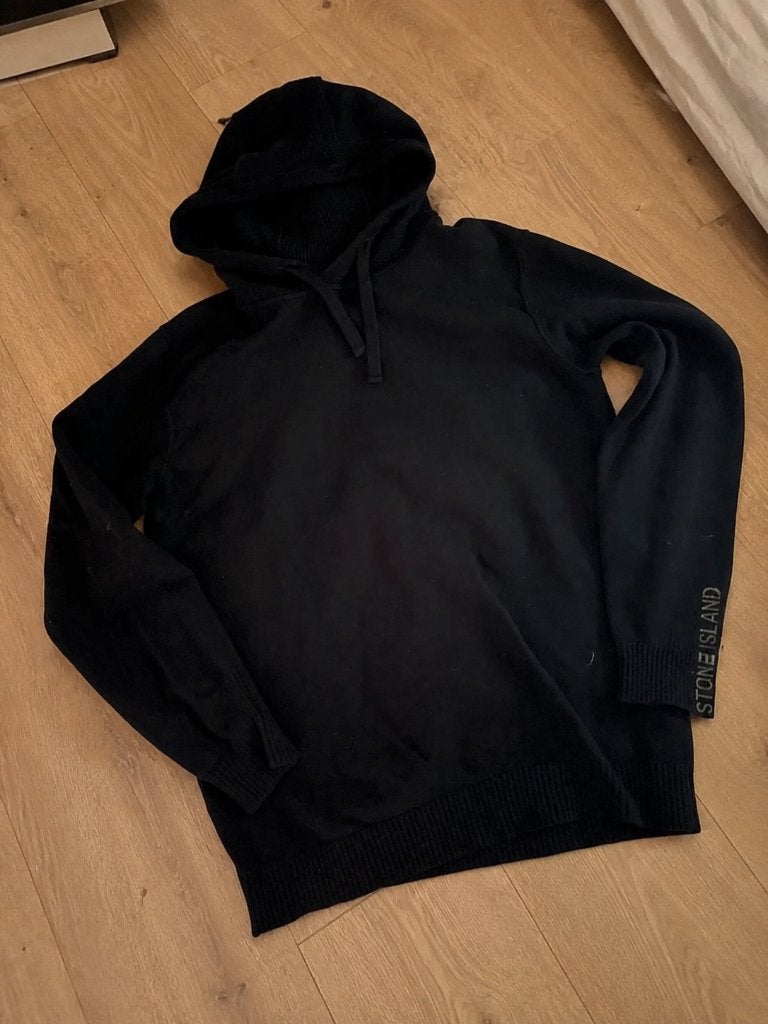 Stone Island zwarte hoodie maat S – Certilogo – mouwlogo, Zwart, Ophalen of Verzenden, Maat 46 (S) of kleiner, Stone Island