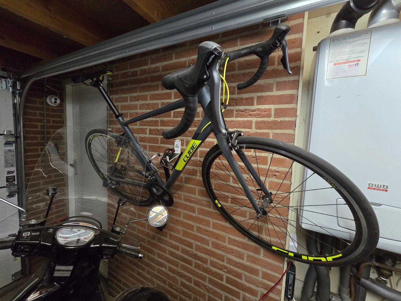 Cube Attain HPA Racefiets 28 inch, 28 inch, Gebruikt, Velgrem, Aluminium
