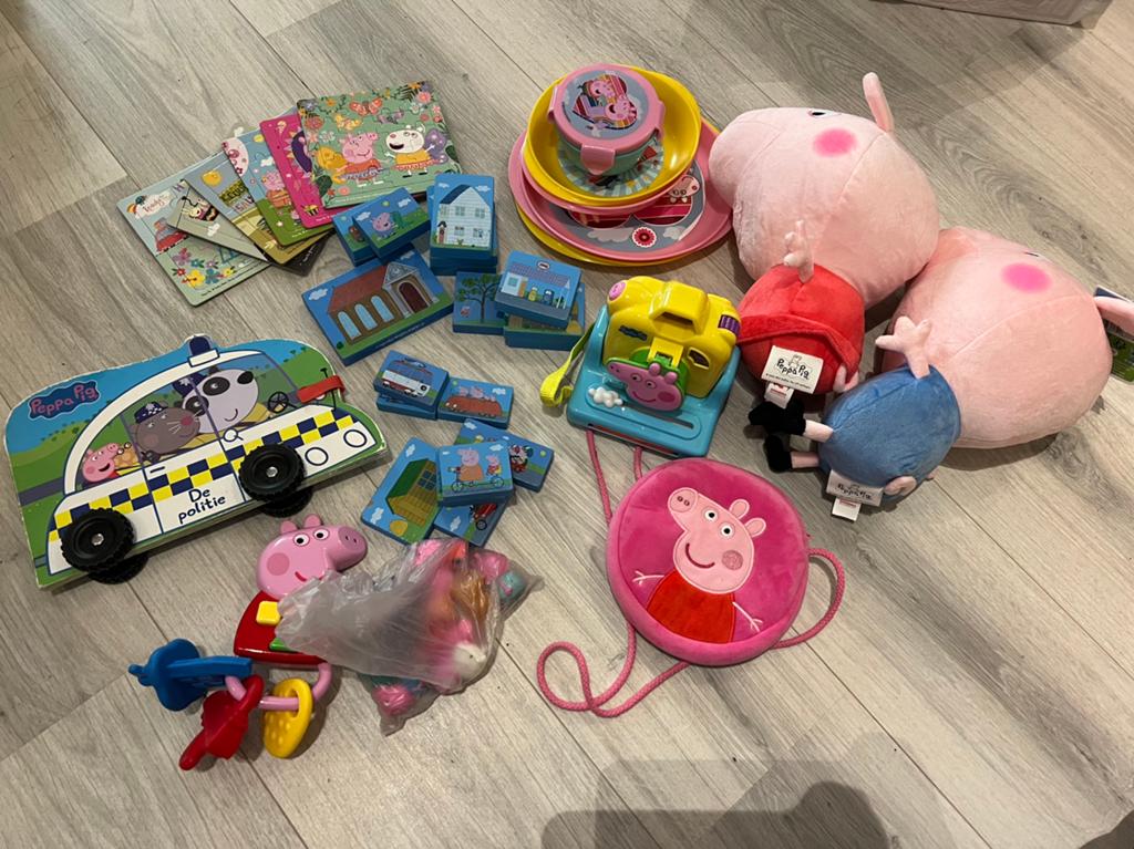 Pakket - Peppa Big - speelgoed - puzzels - knuffels, Verzenden, Zo goed als nieuw, Jongen of Meisje