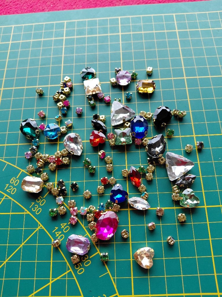 Setje strass knopen 130 stuks, Ophalen of Verzenden, Nieuw, Knoop of Knopen