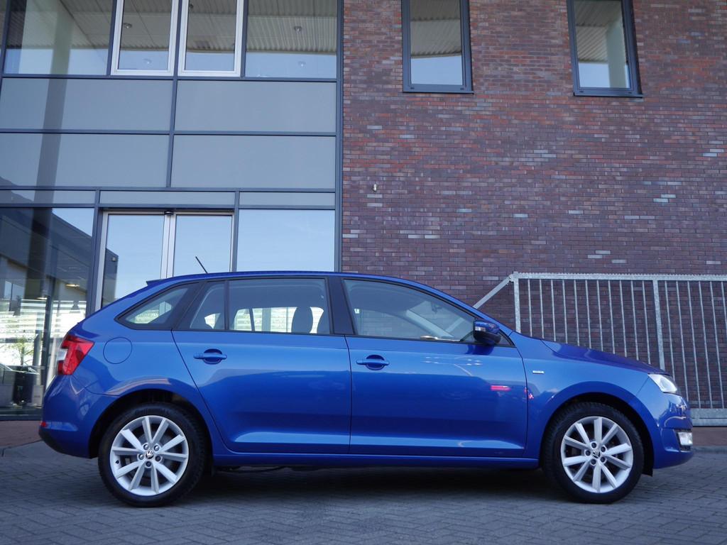 Skoda Rapid Spaceback 1.2 TSI Greentech Drive | Automaat | C, Auto's, Stof, Gebruikt, 4 cilinders, Blauw