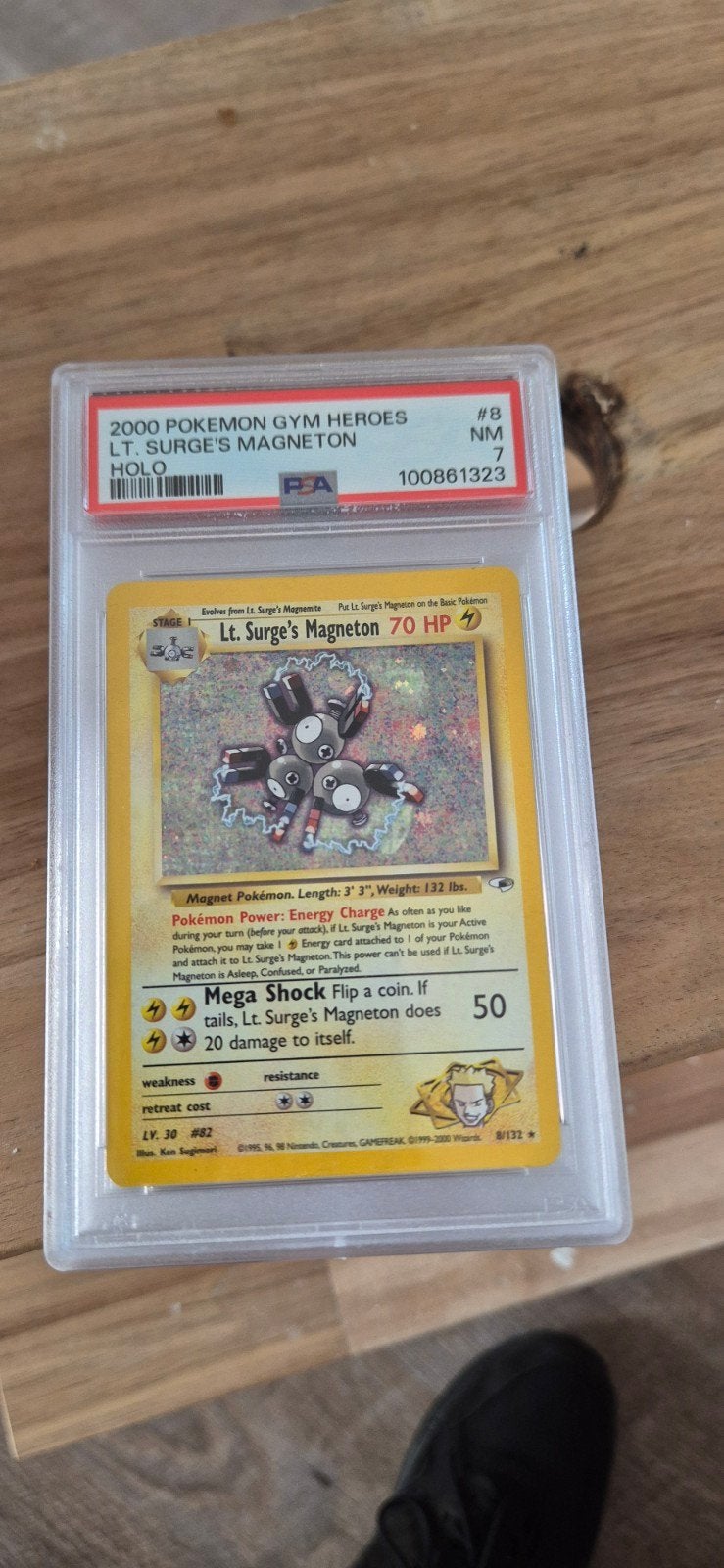 PSA 7 Lt. Surge's Magneton Holo 2000 Gym Heroes Pokémon, Ophalen of Verzenden, Zo goed als nieuw, Losse kaart, Foil