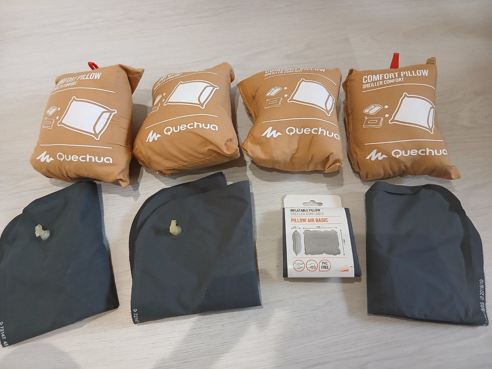 4 kussens camping klein opvouwbaar met opblaasbare kussens, Ophalen of Verzenden, Zo goed als nieuw