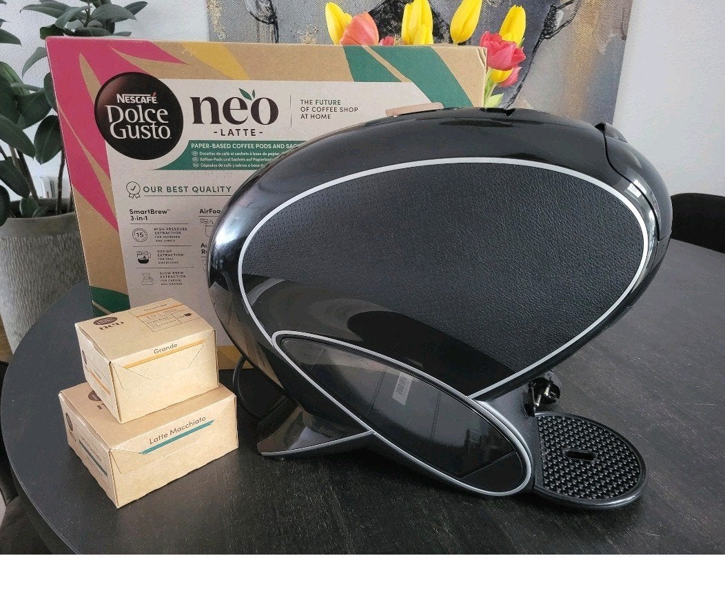 Dolce Gusto Neo Latte Zwart Koffiemachine, Ophalen of Verzenden, Nieuw, Koffiemachine, Koffiepads en cups