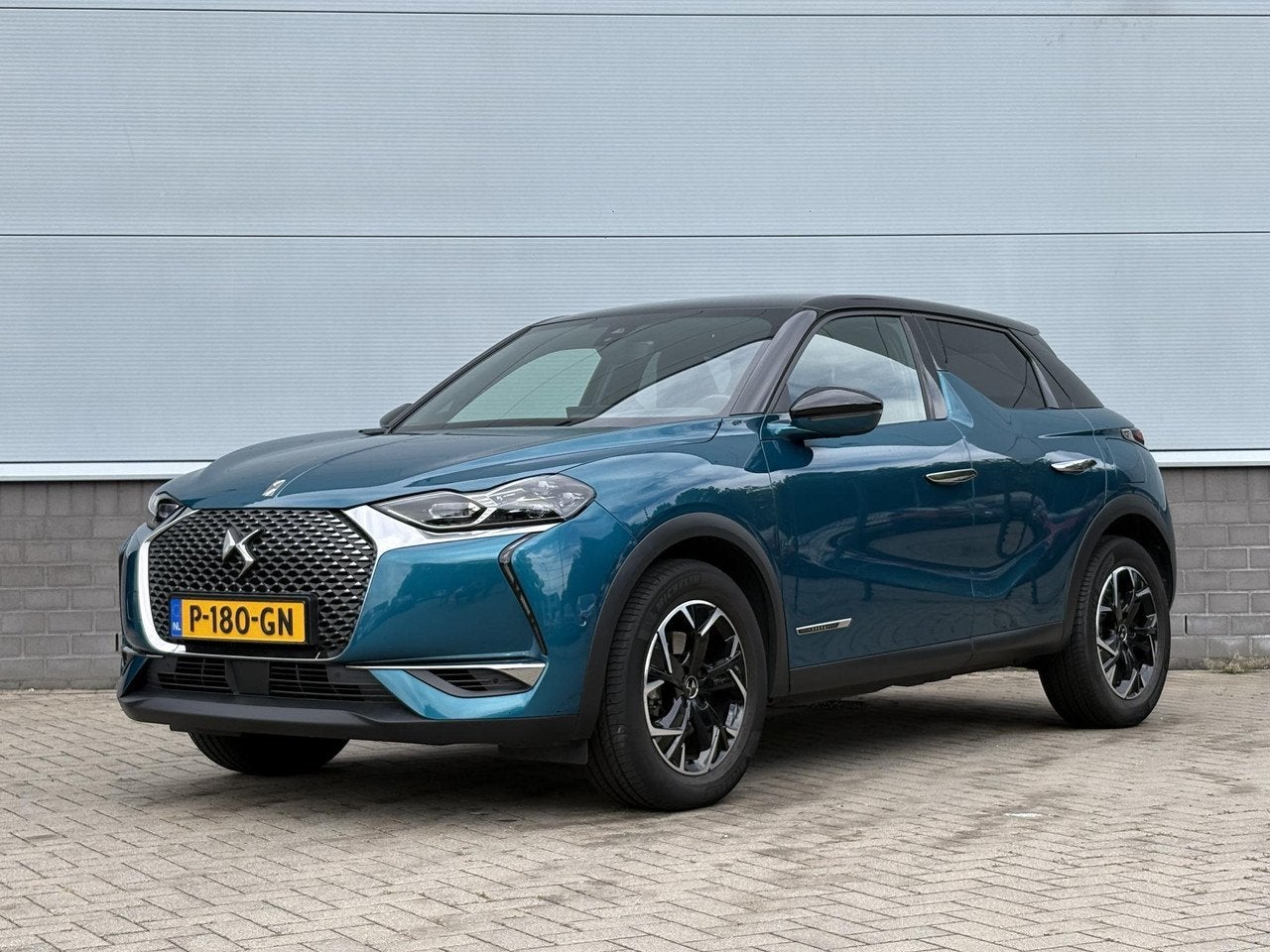 DS DS 3 Crossback 1.2 156 pk Automaat Grand Chic | Camera |, Auto's, Automaat, Gebruikt, Leder, Bedrijf