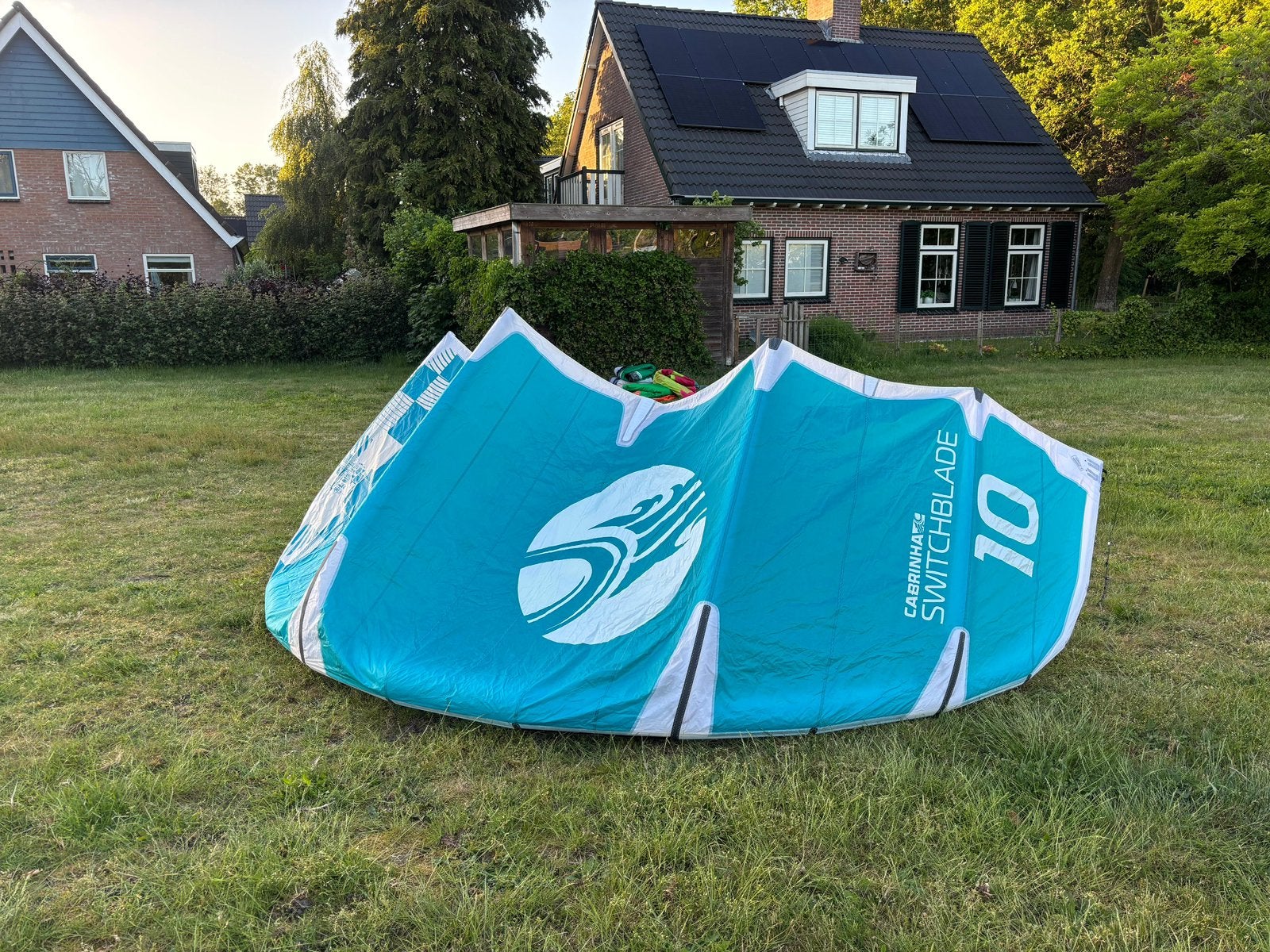 Cabrinha Switchblade 10m + Trimlite Bar | 2023, Watersport en Boten, Kitesurfen, Geen board, Ophalen of Verzenden, Zo goed als nieuw