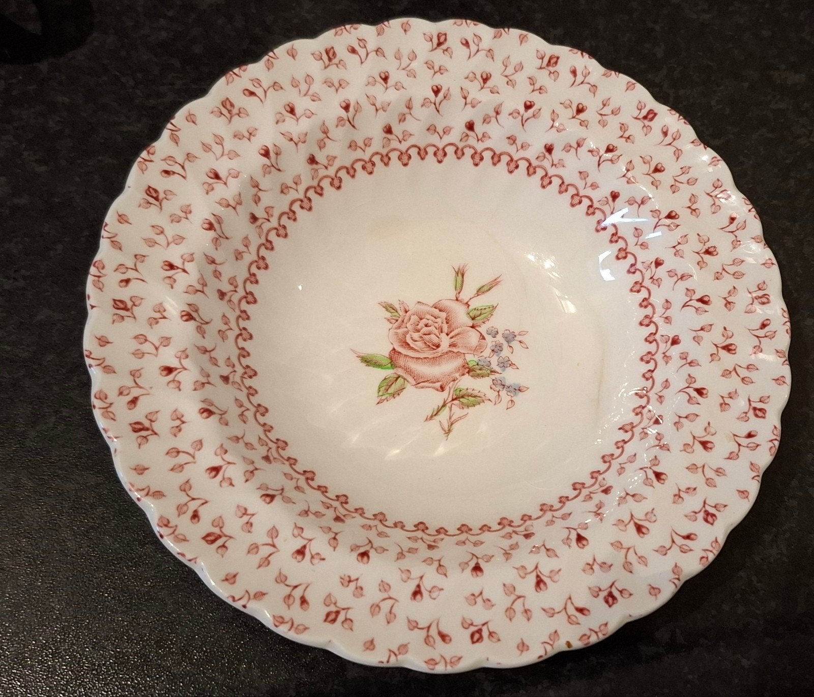 Rose Bouquet Johnson Bros, Antiek en Kunst, Antiek | Servies los, Ophalen of Verzenden