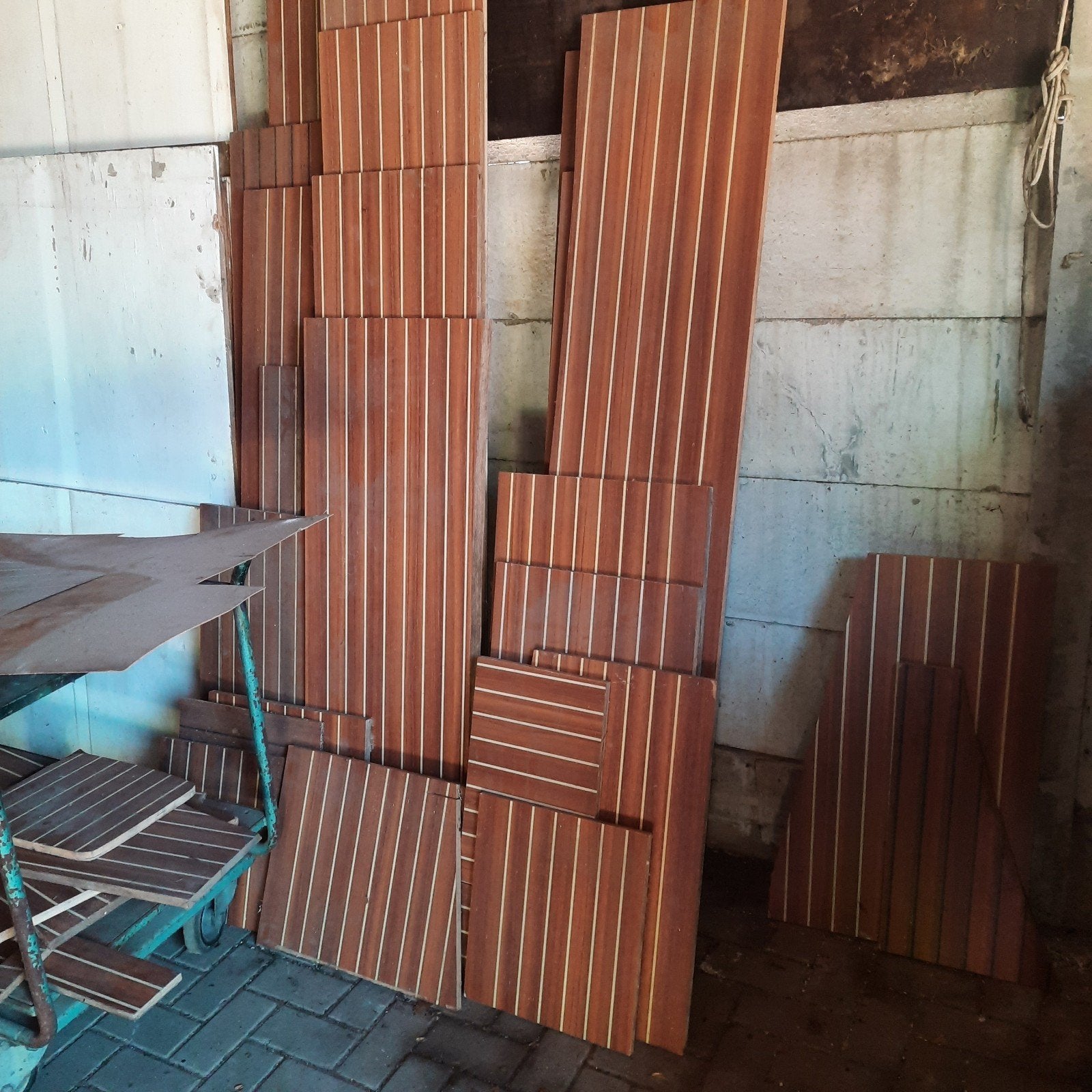 Restanten van vloerplaten 18mm met formica teakdeklook, Ophalen, Nieuw, Zeilboot of Motorboot