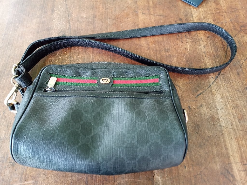 GUCCI TAS "VINTAGE", Sieraden, Tassen en Uiterlijk, Tassen | Damestassen, Ophalen of Verzenden, Zo goed als nieuw, Zwart, Schoudertasje