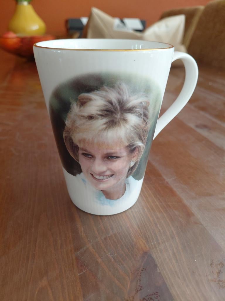 Vintage Herdenkingsmok   memory Diana princess of Wales, Ophalen of Verzenden, Zo goed als nieuw, Servies