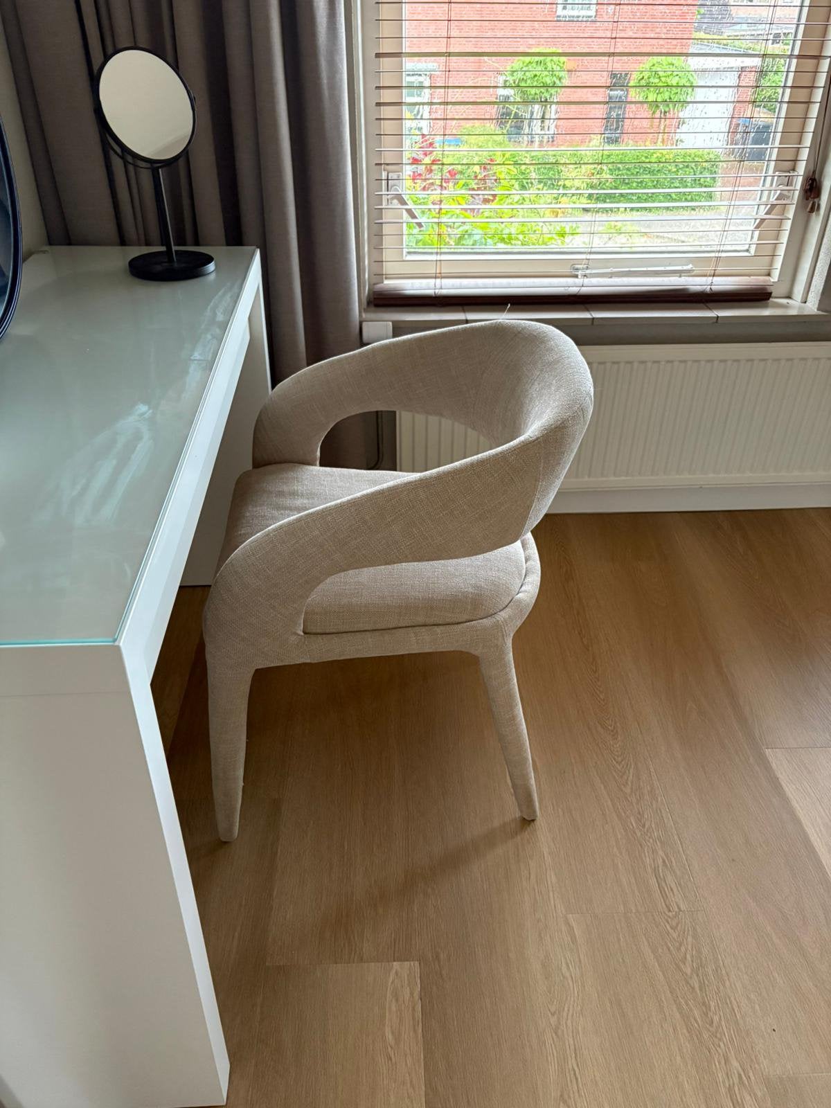 Beige eetkamerstoel / stoel make-up tafel NIEUW!, Huis en Inrichting, Stoelen, Ophalen, Nieuw, Overige kleuren, Eén
