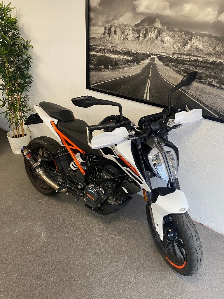 KTM Duke 125cc, Motoren, Occasion, Bedrijf, 125 cc, Handgeschakeld