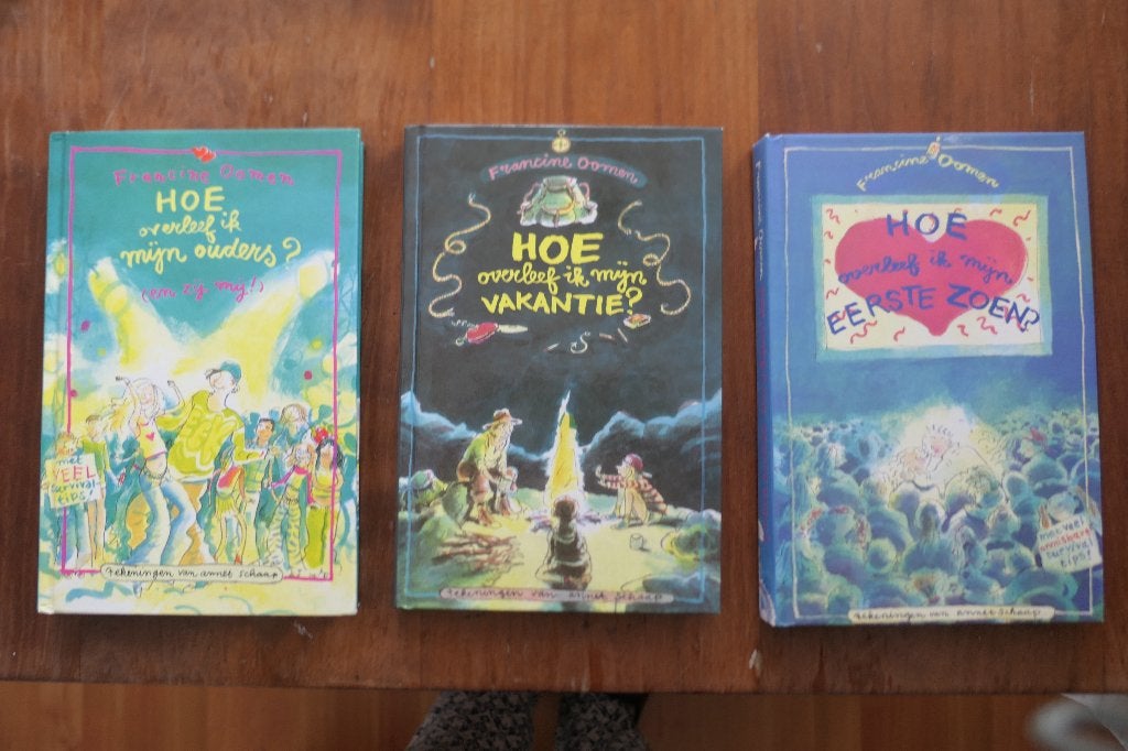 4x Hoe Overleef Ik boeken – Francine Oomen, Ophalen of Verzenden, Zo goed als nieuw, Francine Oomen, Non-fictie
