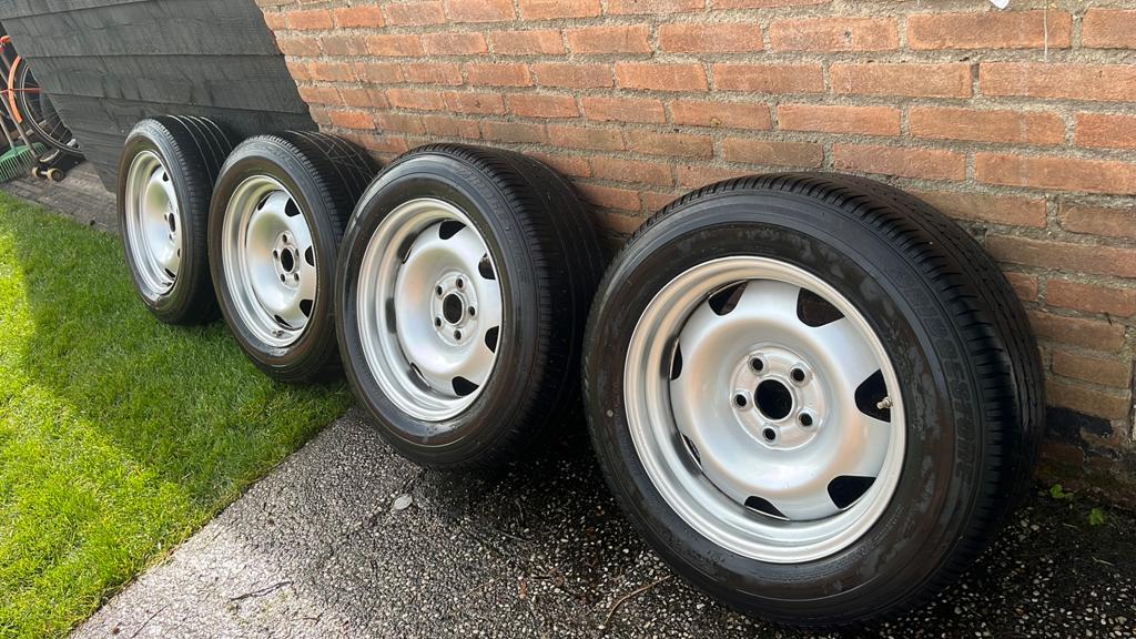 Stalen breedset volkswagen (transporter) 5x120, Auto-onderdelen, Banden en Velgen, Ophalen, Bestelwagen, Velg(en), 17 inch