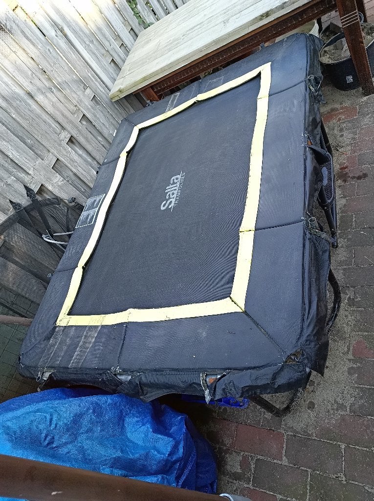 Trampoline met staand net rondom., Ophalen, Gebruikt
