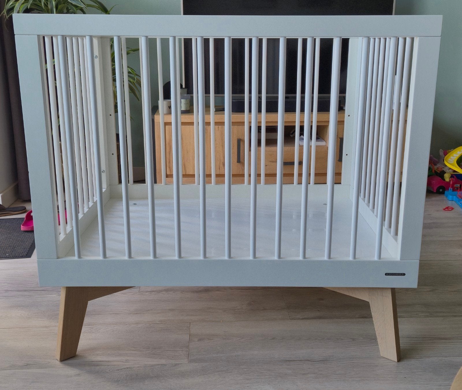 Kidsmill Box Sixties wit - eiken poten incl. matras en hoes, Ophalen, Gebruikt, Rechthoekig