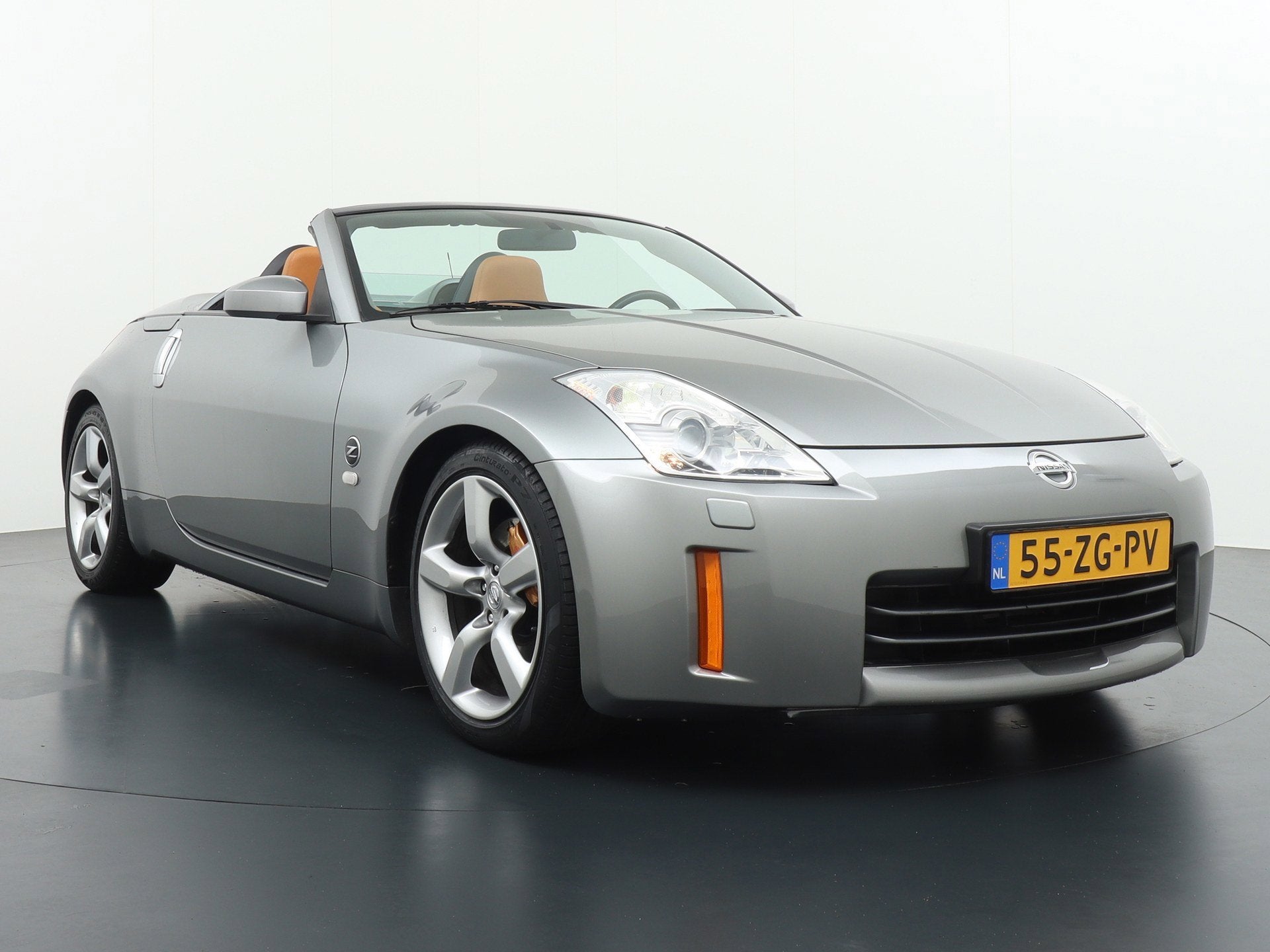 Nissan 350Z Roadster 3.5 V6 Origineel Nederlands geleverd !, Auto's, 350Z, Achterwielaandrijving, Gebruikt, Zwart