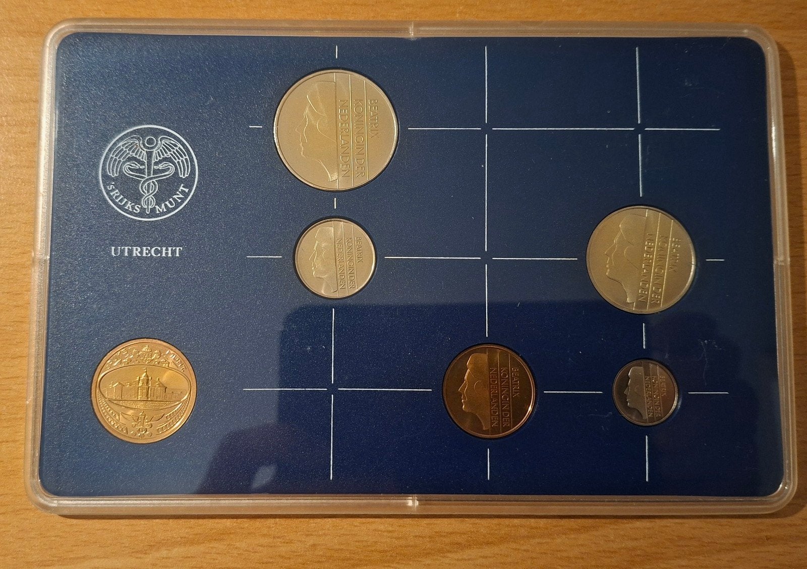 's rijks munt Utrecht set munten  in doosje 1985, Ophalen of Verzenden, Koningin Beatrix, Overige waardes