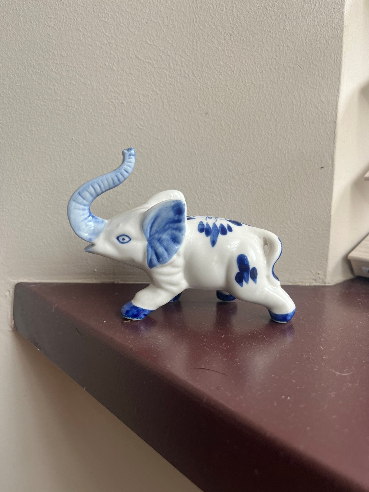 Delfts blauw olifantje met Holland opdruk, Antiek en Kunst, Antiek | Porselein, Ophalen of Verzenden