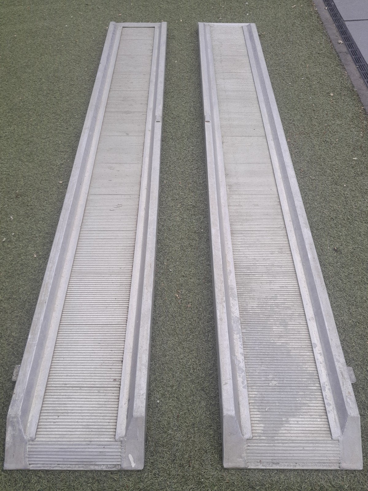 Aluminium rijplaten (set van 2), Ophalen, Gebruikt, Minder dan 2 meter