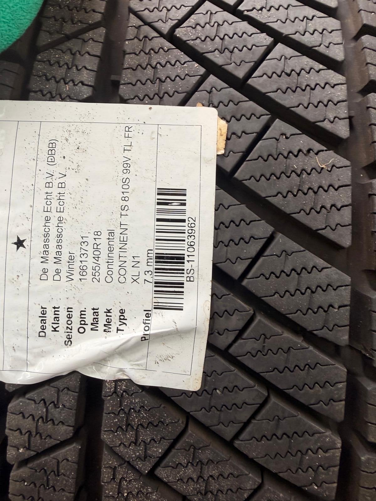 Foto 10 van BMW Z4 winterbanden set 18 inch – Continental 255/40 R18